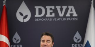 Babacan tek haneli enflasyon için tarih verdi