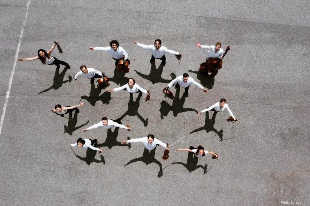 Les Esences Oda Orkestrası